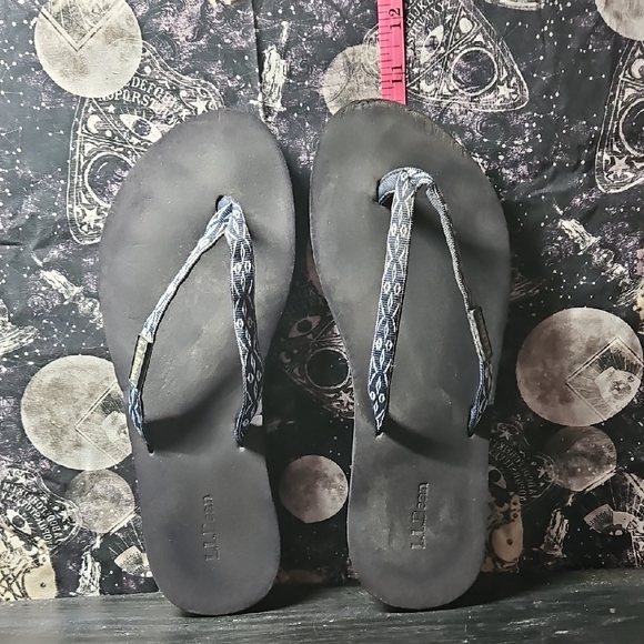 L.L. Bean Shoes - L.L. Bean Black and Blue Sandals